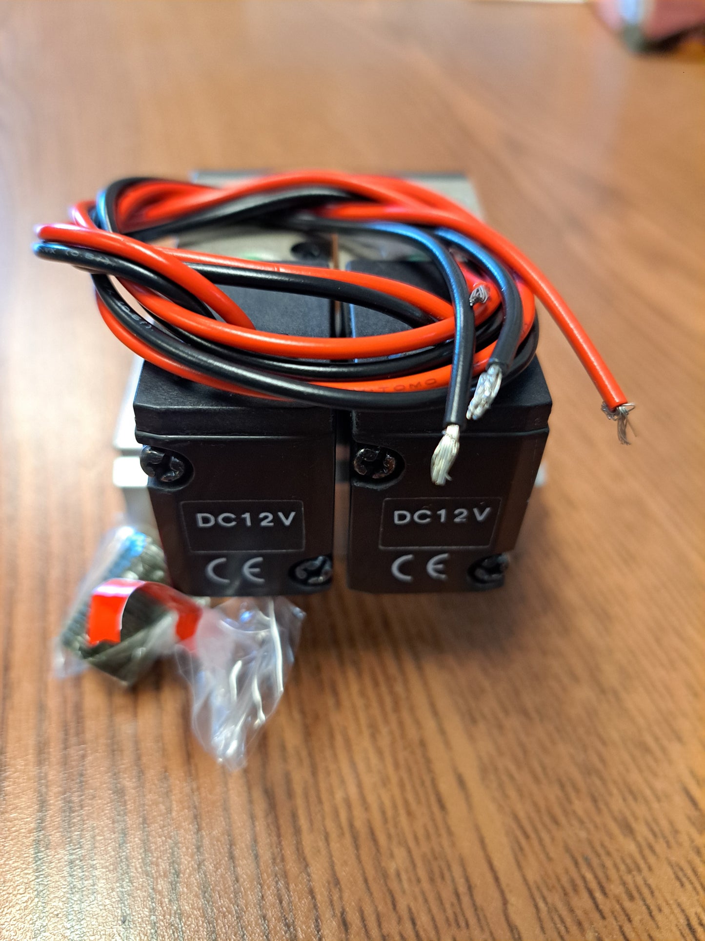 Air Solenoid MCKD M3PB210-06N-2-4